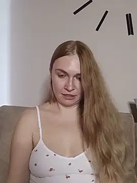 KisaVixen online show from May 2026 04:46:02 PM