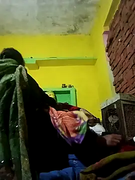 Rubi12A online show from December 2025 02:39:01 AM