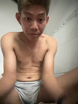 Snapshot of linh21107 chatting on November 2025 08:46:02 AM linh21107 online show from November 2025 08:46:02 AM