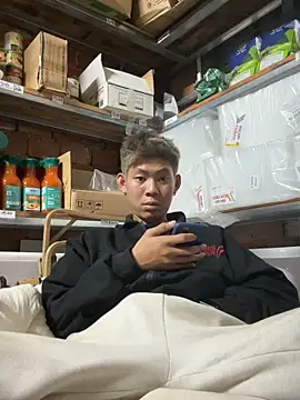 Snapshot of linh21107 chatting on November 2025 08:24:01 AM linh21107 online show from November 2025 08:24:01 AM