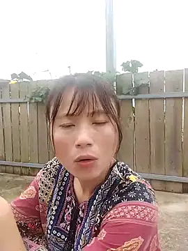 linda bae00 online show from October 2025 02:08:02 AM