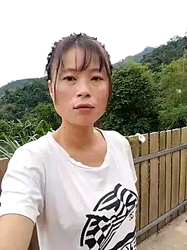 linda bae00 online show from October 2025 01:47:01 AM