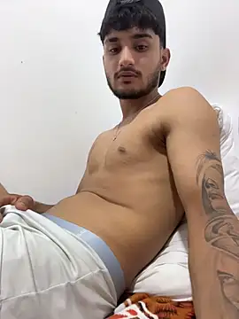 Snapshot of Nas-z09 chatting on October 2025 05:11:02 AM Nas-z09 online show from October 2025 05:11:02 AM