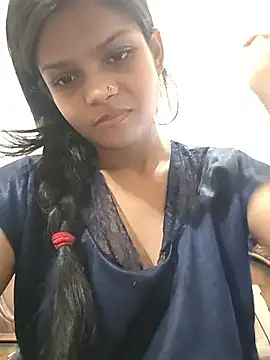 Komal0099 online show from October 2025 03:42:02 AM