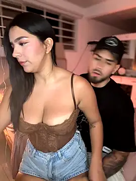 Snapshot of Tomas_Olivia chatting on October 2025 03:12:02 AM Tomas Olivia online show from October 2025 03:12:02 AM