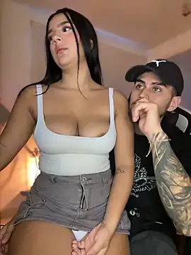 Snapshot of Tomas_Olivia chatting on November 2025 10:15:02 PM Tomas Olivia online show from November 2025 10:15:02 PM