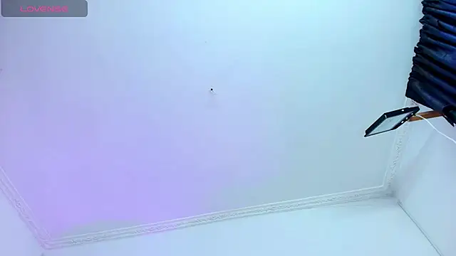 Maddy Esther online show from October 2025 07:15:02 PM