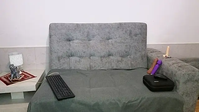 adahira08 online show from October 2025 03:29:02 AM