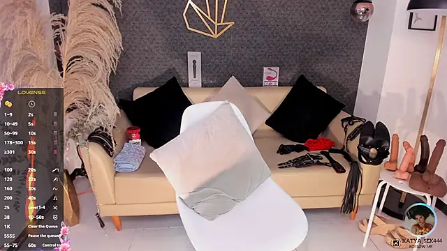 Snapshot of Katia_fire chatting on September 2025 05:13:01 AM Katia fire online show from September 2025 05:13:01 AM