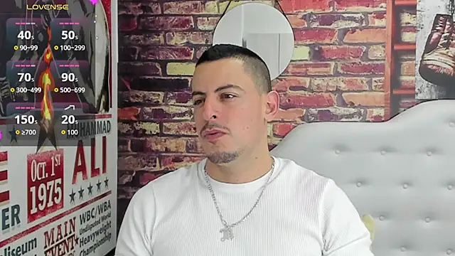 Snapshot of scotty_musicc chatting on September 2025 01:07:02 AM scotty musicc online show from September 2025 01:07:02 AM