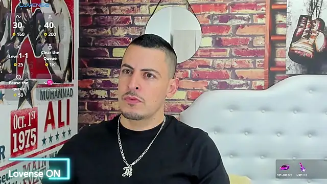 Snapshot of scotty_musicc chatting on September 2025 09:42:01 PM scotty musicc online show from September 2025 09:42:01 PM