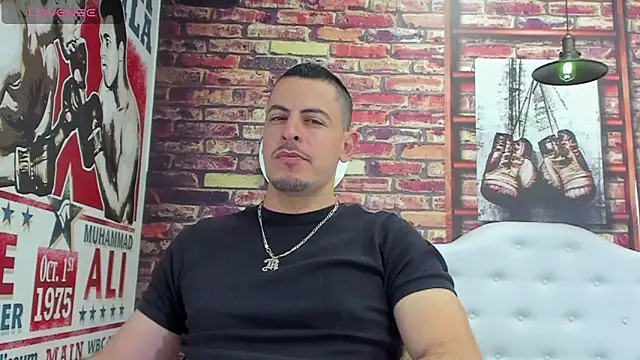 Snapshot of scotty_musicc chatting on October 2025 12:08:01 AM scotty musicc online show from October 2025 12:08:01 AM