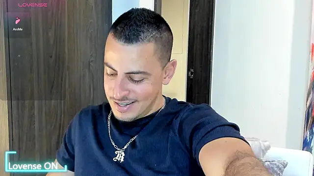 Snapshot of scotty_musicc chatting on October 2025 11:03:02 PM scotty musicc online show from October 2025 11:03:02 PM