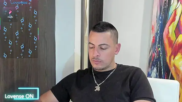 Snapshot of scotty_musicc chatting on November 2025 10:45:02 PM scotty musicc online show from November 2025 10:45:02 PM