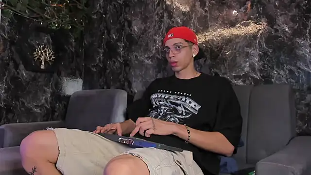 nicolai drake online show from November 2025 03:29:02 AM