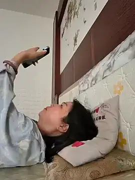 lingling5200 online show from May 2026 04:09:02 AM