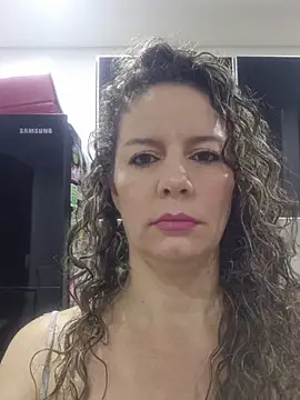 Nina vallon online show from May 2026 10:33:01 AM