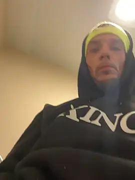 Snapshot of UrbanAnsaid chatting on February 2026 11:15:01 AM UrbanAnsaid online show from February 2026 11:15:01 AM