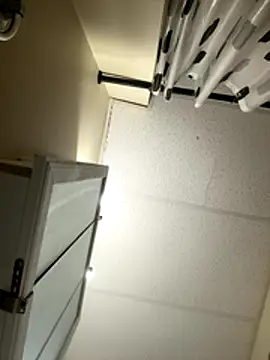 Kingstrokezxx online show from November 2025 12:33:02 PM