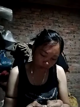   Ngoc20   online show from December 2025 06:01:02 AM