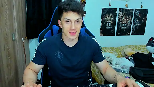 javiersexymann online show from January 2025 02:20:01 AM