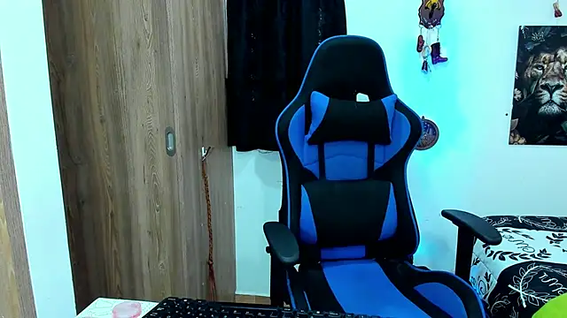 javiersexymann online show from January 2025 08:43:02 PM