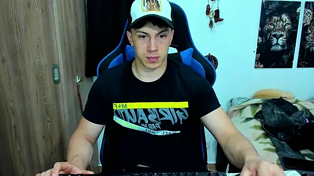 javiersexymann online show from February 2025 02:19:02 AM