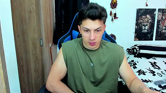 javiersexymann online show from February 2025 06:01:01 PM