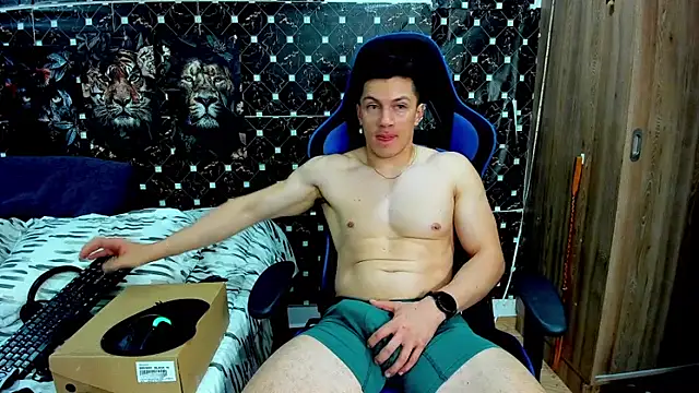 javiersexymann online show from July 2026 06:57:02 AM