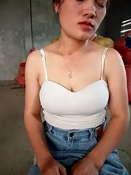 Snapshot of Findongg chatting on September 2025 08:38:02 AM Findongg online show from September 2025 08:38:02 AM