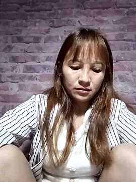 Mini3333 online show from April 2026 10:18:01 PM