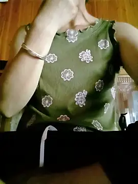 lucybaby00 online show from June 2026 05:23:02 AM