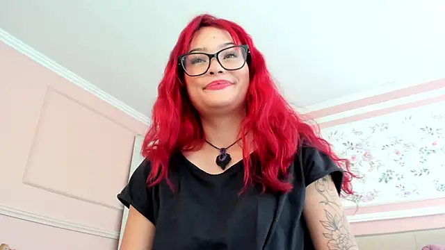 mae lyra online show from May 2026 04:57:01 PM