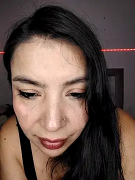 Snapshot of Anahibella chatting on October 2025 05:35:02 AM Anahibella online show from October 2025 05:35:02 AM