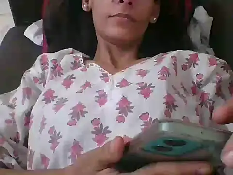 Snapshot of Your-muskan chatting on September 2025 04:50:01 AM Your-muskan online show from September 2025 04:50:01 AM