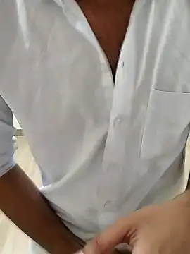 Snapshot of RavenBlack21 chatting on September 2025 01:55:02 PM RavenBlack21 online show from September 2025 01:55:02 PM