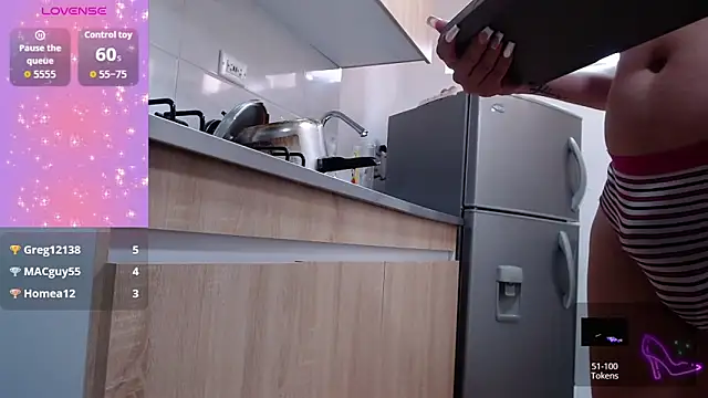 AllysonStonne online show from November 2025 10:03:02 PM