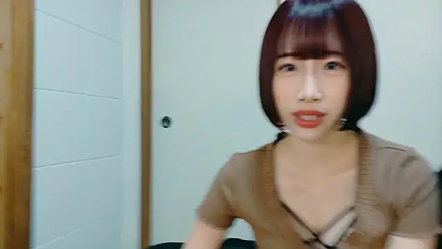 Snapshot of China_wedding chatting on November 2025 01:11:02 PM China wedding online show from November 2025 01:11:02 PM