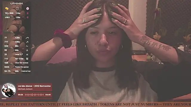 Snapshot of gigifontaine__ chatting on September 2025 12:03:02 AM gigifontaine online show from September 2025 12:03:02 AM