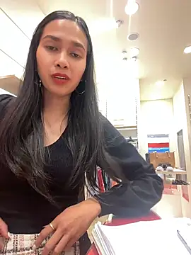RoseMorena72925 online show from July 2026 04:48:01 AM