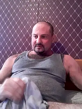 Snapshot of _NEREZA_ chatting on April 2026 03:39:02 PM NEREZA online show from April 2026 03:39:02 PM