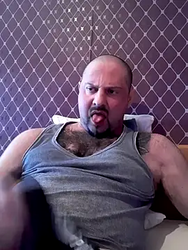 Snapshot of _NEREZA_ chatting on April 2026 01:53:02 PM NEREZA online show from April 2026 01:53:02 PM