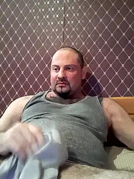 Snapshot of _NEREZA_ chatting on May 2026 08:14:02 PM NEREZA online show from May 2026 08:14:02 PM