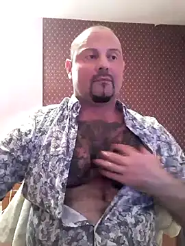 Snapshot of _NEREZA_ chatting on May 2026 09:10:02 PM NEREZA online show from May 2026 09:10:02 PM