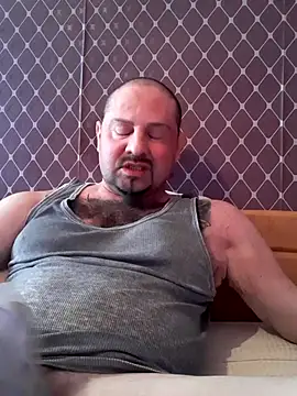 Snapshot of _NEREZA_ chatting on May 2026 04:03:01 PM NEREZA online show from May 2026 04:03:01 PM