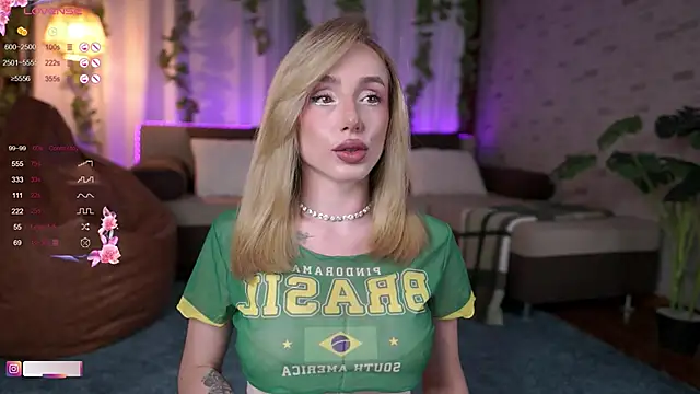 BabyyyLunaX online show from June 2026 07:38:02 PM