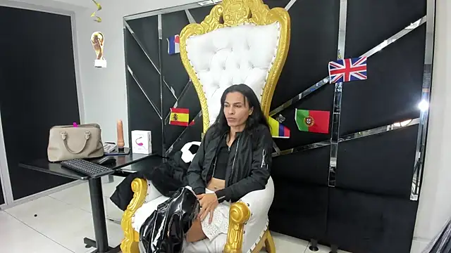 Snapshot of Aisha_hotts777 chatting on June 2026 08:00:01 PM Aisha hotts777 online show from June 2026 08:00:01 PM
