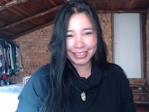 Snapshot of magiadeisis chatting on October 2025 03:20:02 PM magiadeisis online show from October 2025 03:20:02 PM