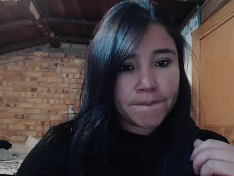 Snapshot of magiadeisis chatting on January 2026 12:04:02 AM magiadeisis online show from January 2026 12:04:02 AM