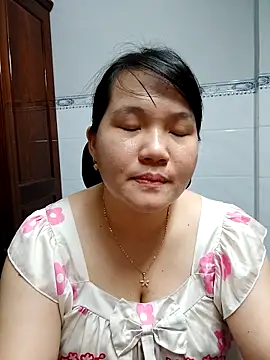  Babyrose  online show from September 2025 06:00:01 PM